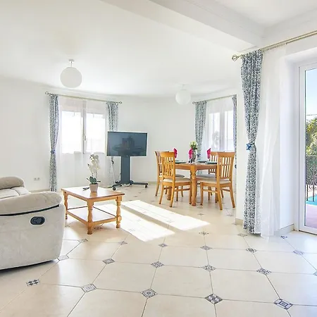 Guzman - Soleada Villa Calpe